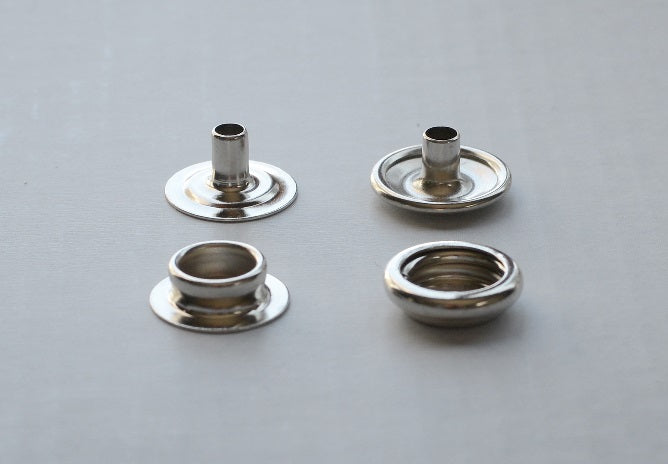 Fasteners: Eyelet/Stud on left; Buttons/Socket on right
